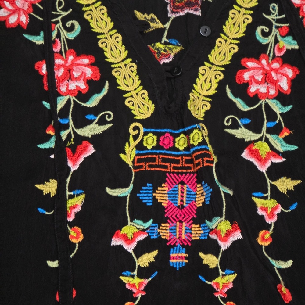 Johnny Was Blouse Women S Black Floral Embroidered Boho Rayon Peasant Top - Picture 3 of 13